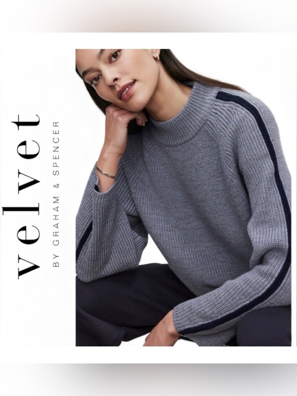 Velvet by Graham & Spencer  Mock Neck Sweater Heather Gray / Navy Size Small